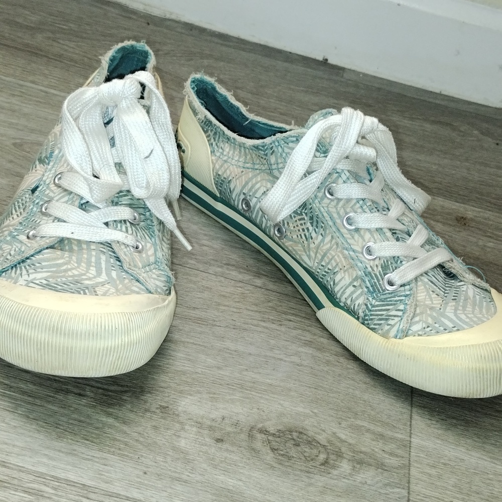 Rocket Dog size 9.5